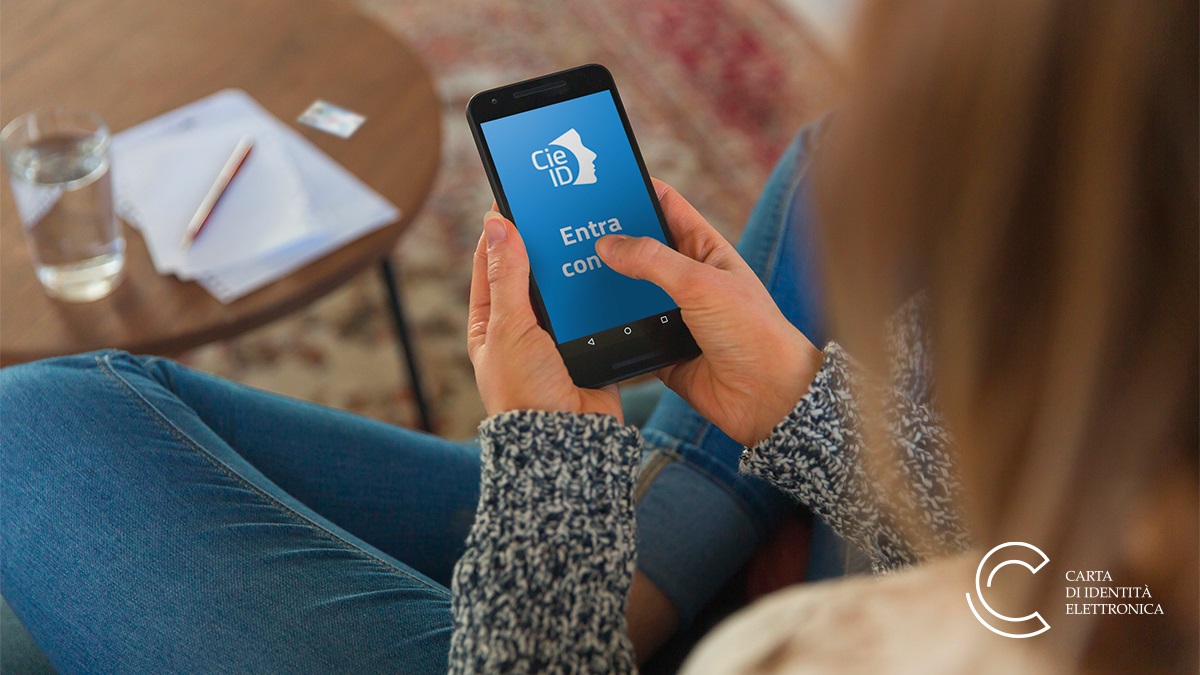Clicca per accedere all'articolo CIE, l’alternativa gratuita allo Spid: come ottenerla e recuperare i codici